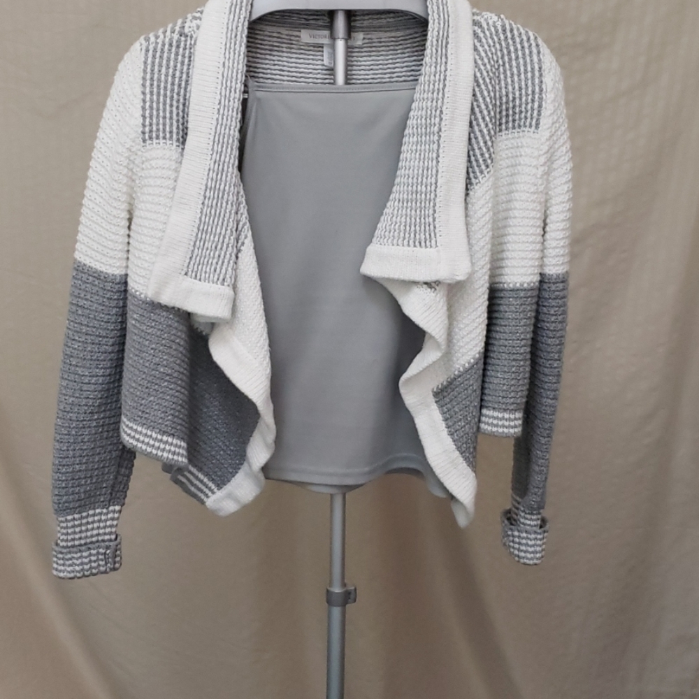 VS Cropped Drape Front Cardigan